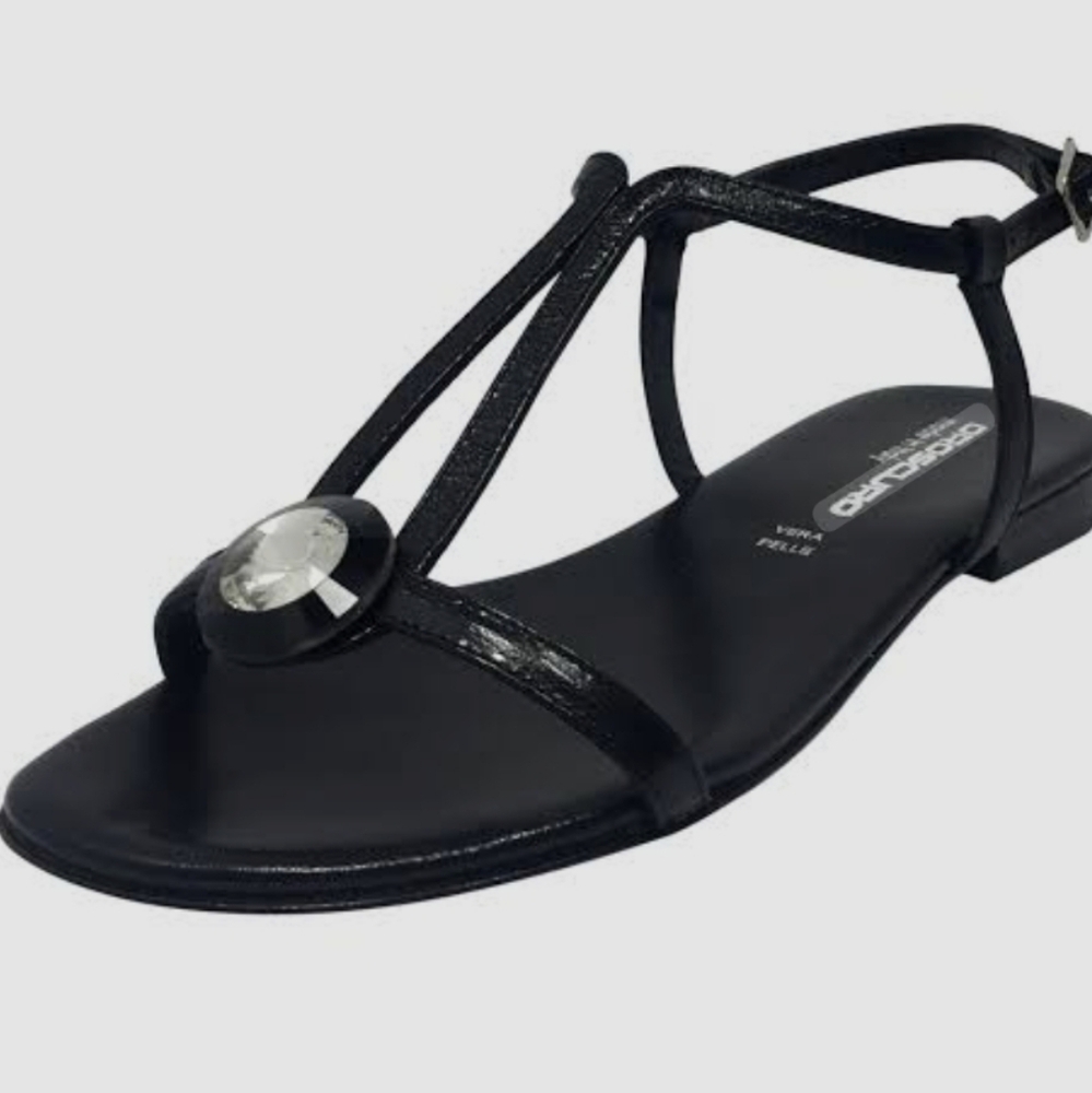 Oroscuro Black Leather Large Rhinestone‎ Sandals Made in Italy